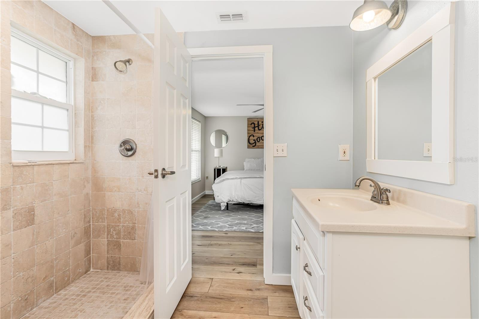 Master Bathroom!