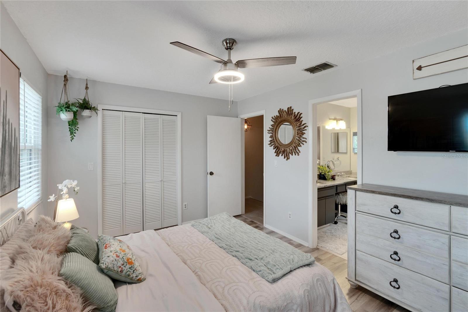 Previous staged pic, rear bedroom