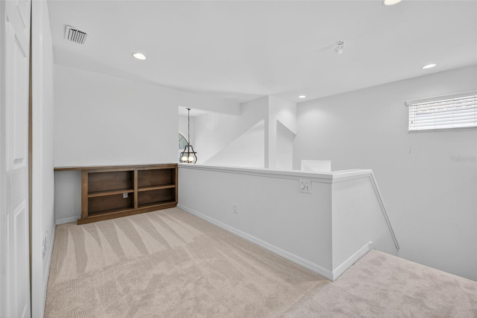 Second level loft