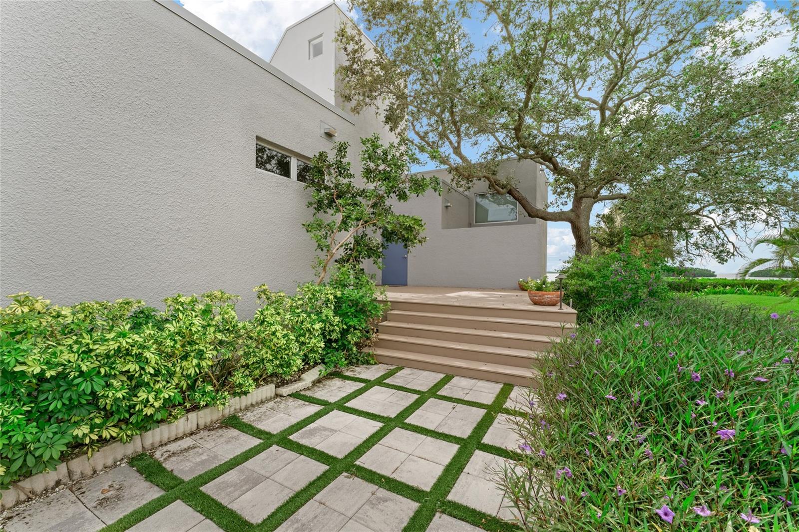 Walkway to the front entrance of this Carl Abbott home.