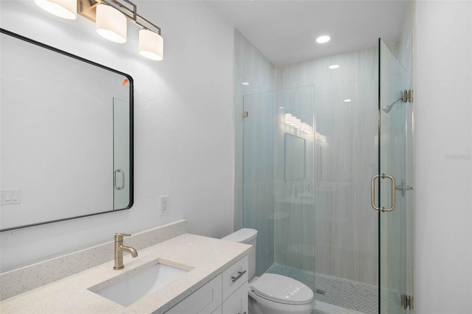 Primary bathroom walkin shower