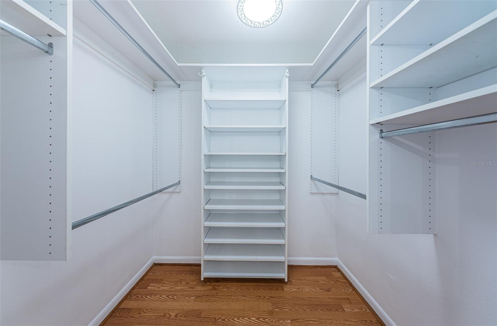 Walk in closet