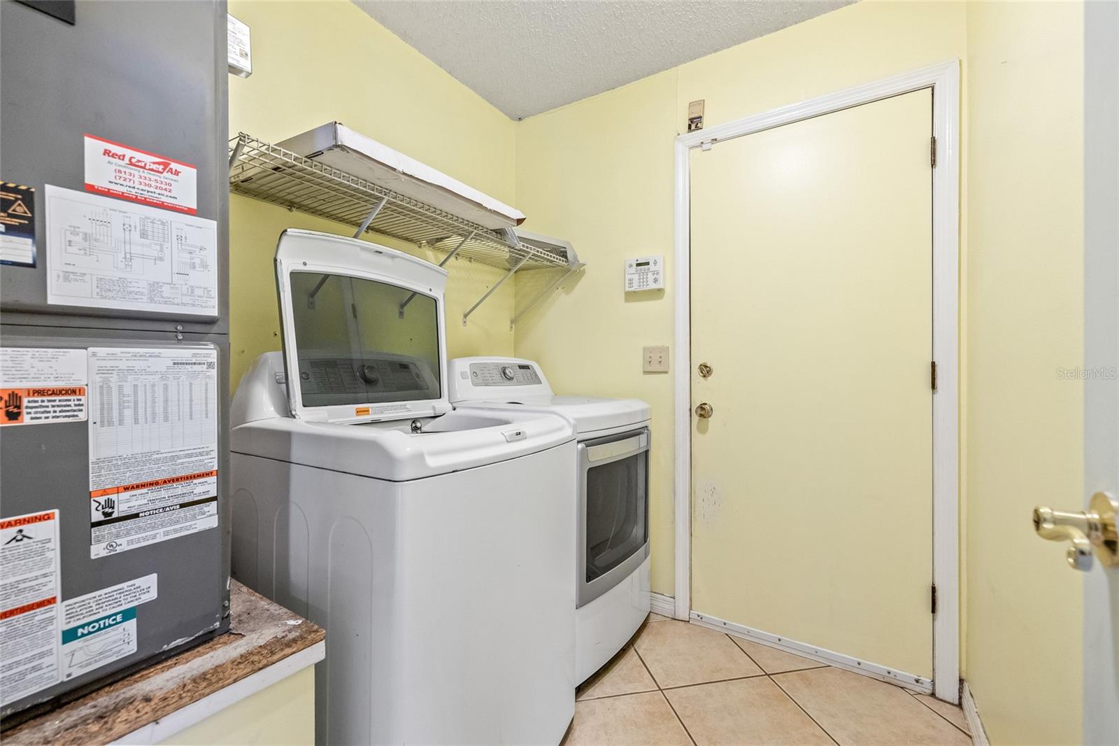 Imside Laundry Room