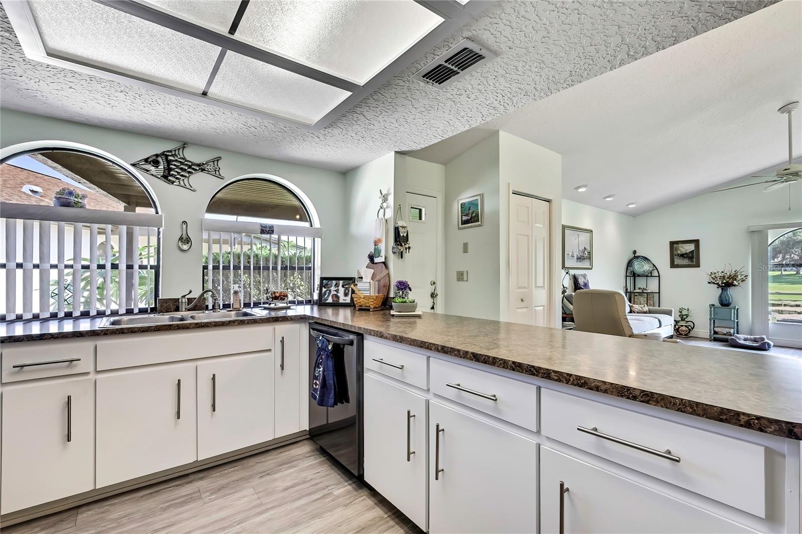 Lots of cabinets and counterspace