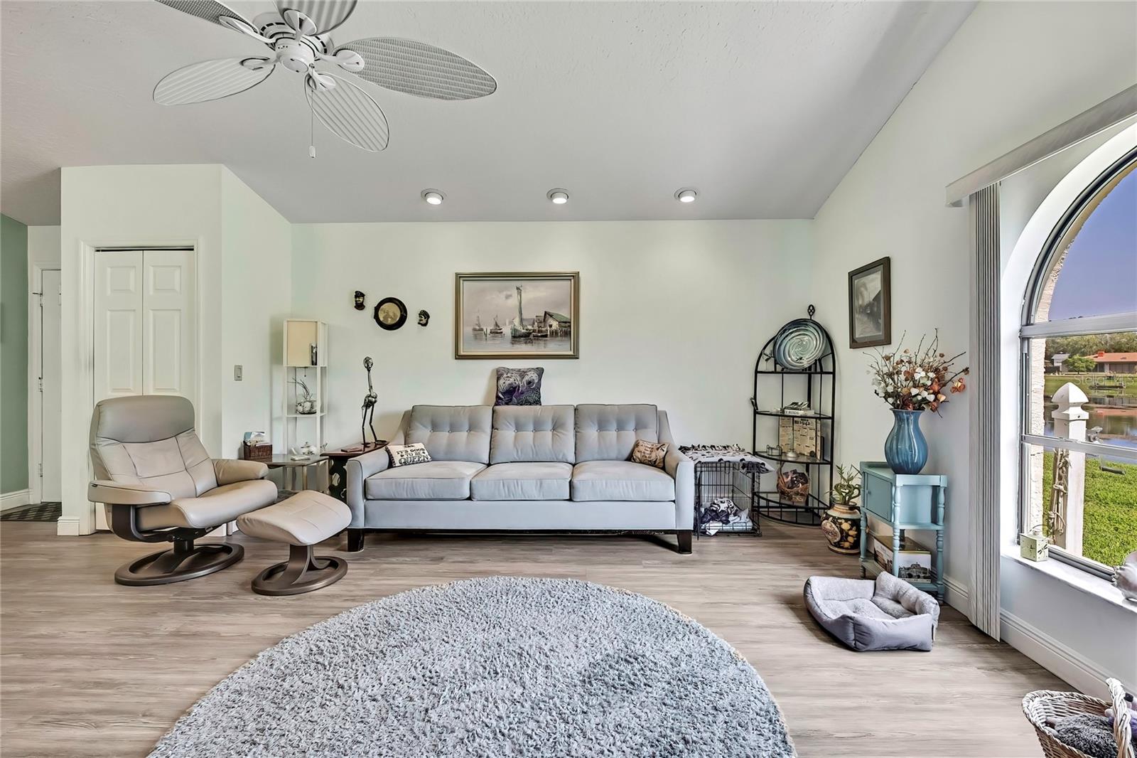 Spacious Family Room