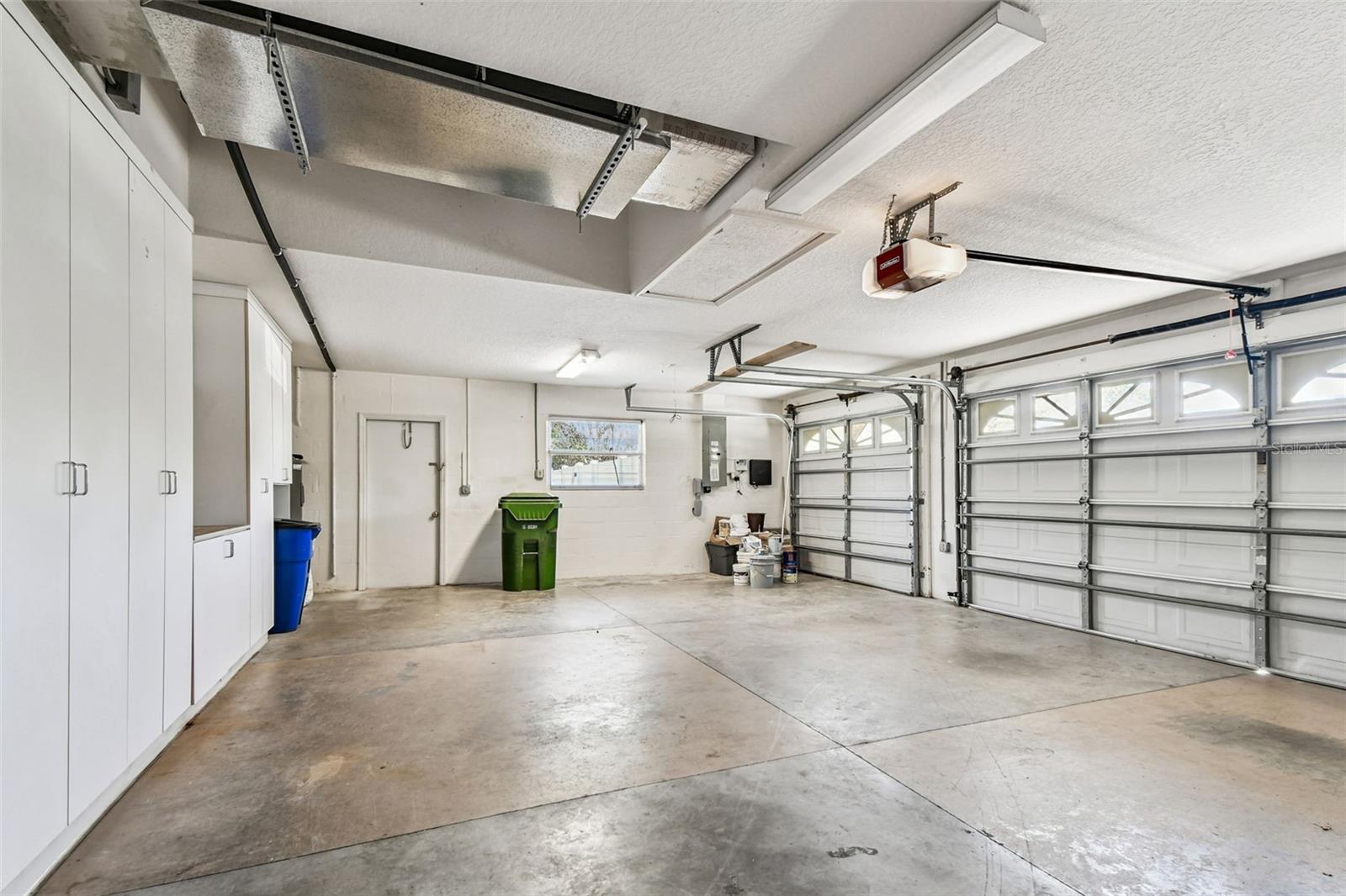 Three Car Garage