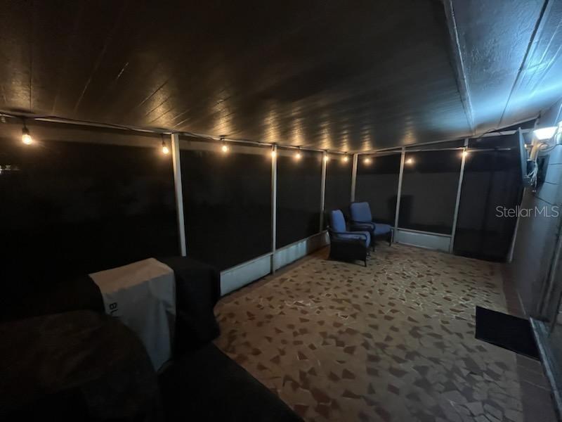 Large screened space. Love the flooring!
