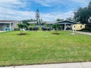 Oversized lot front & back!