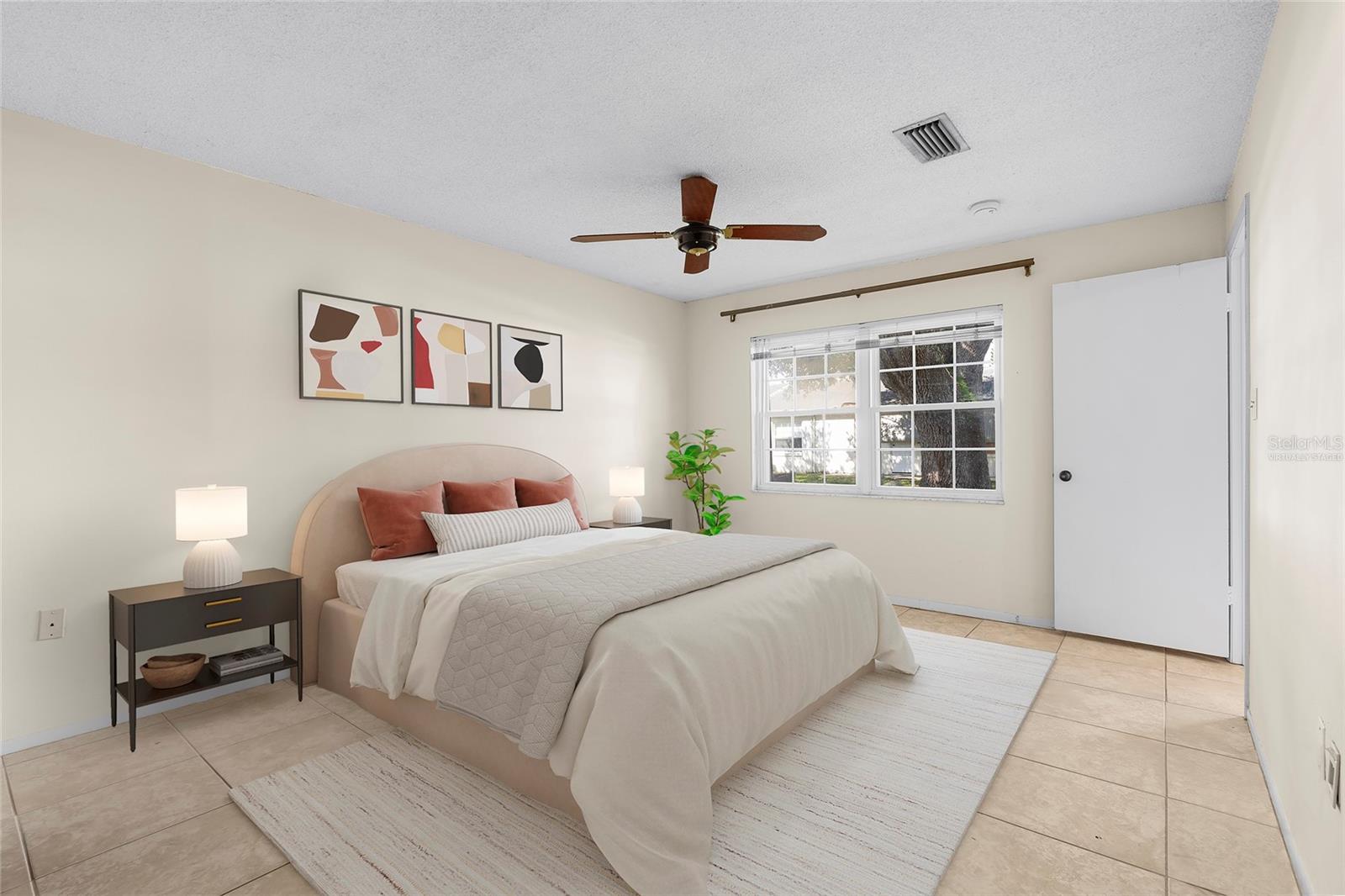 Primary bedroom *virtually staged*