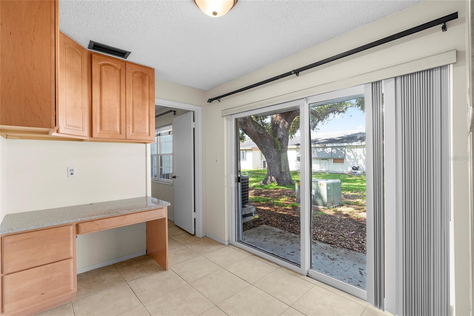 Office/Laundry area