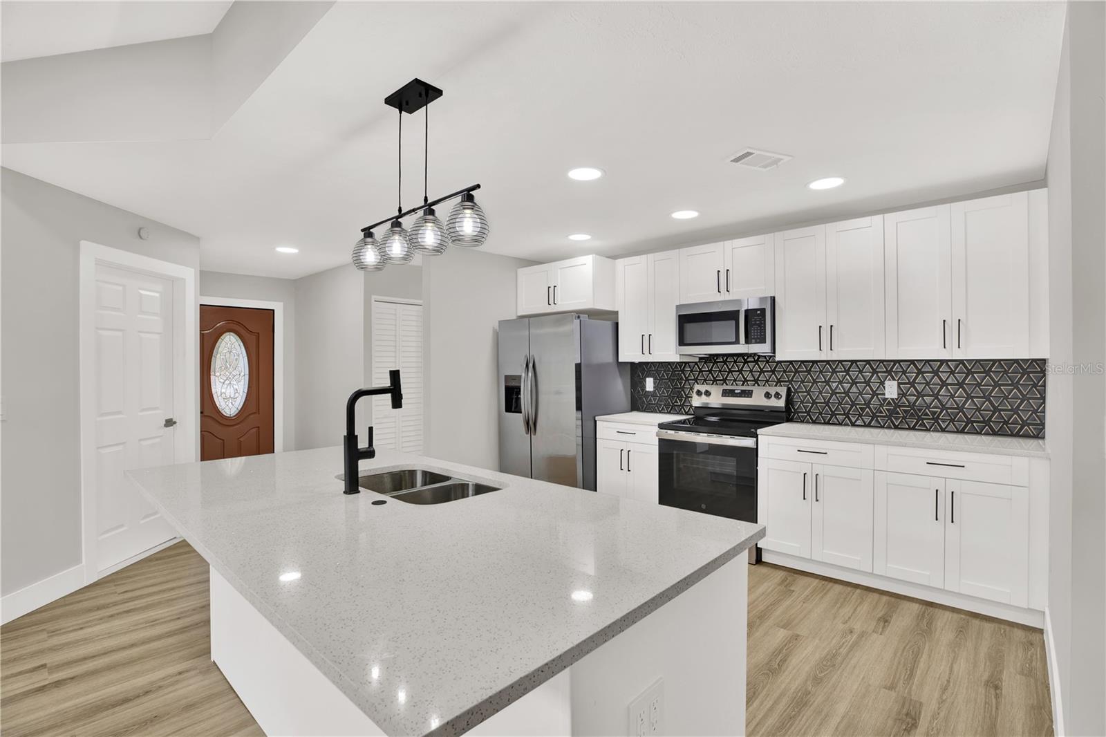 BRAND NEW STAINLESS STEEL APPLIANCES