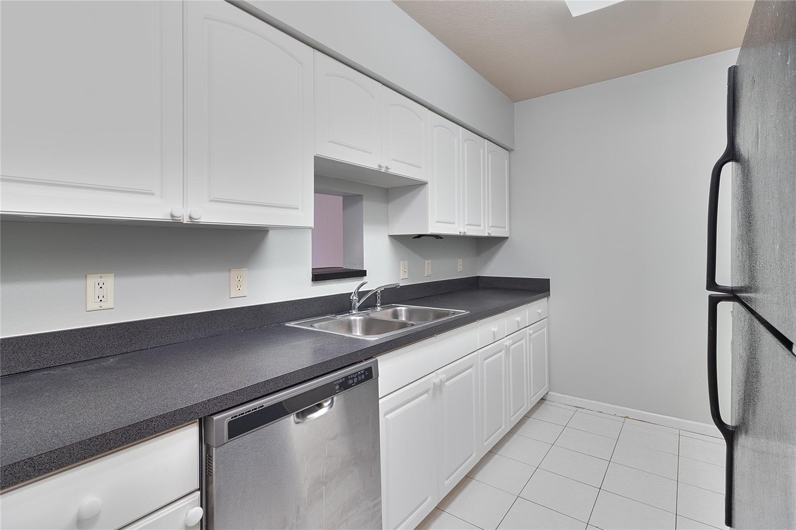 Left side of Kitchen