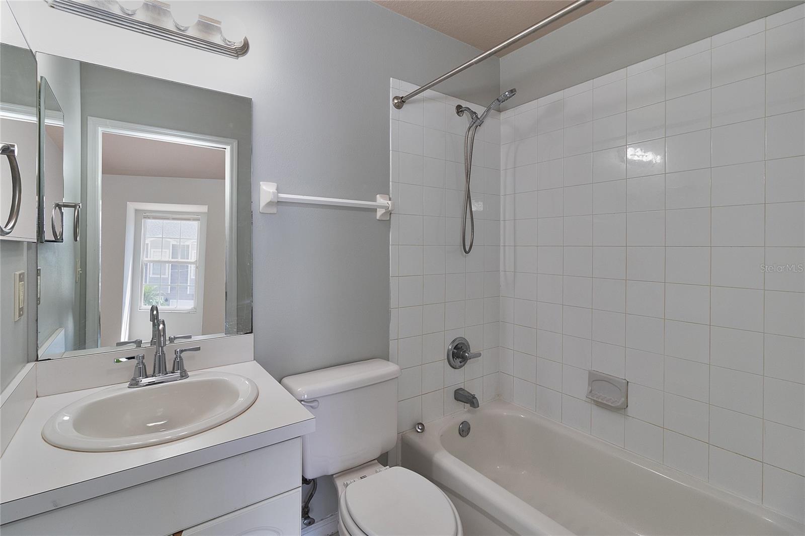Primary ensuite bathroom.