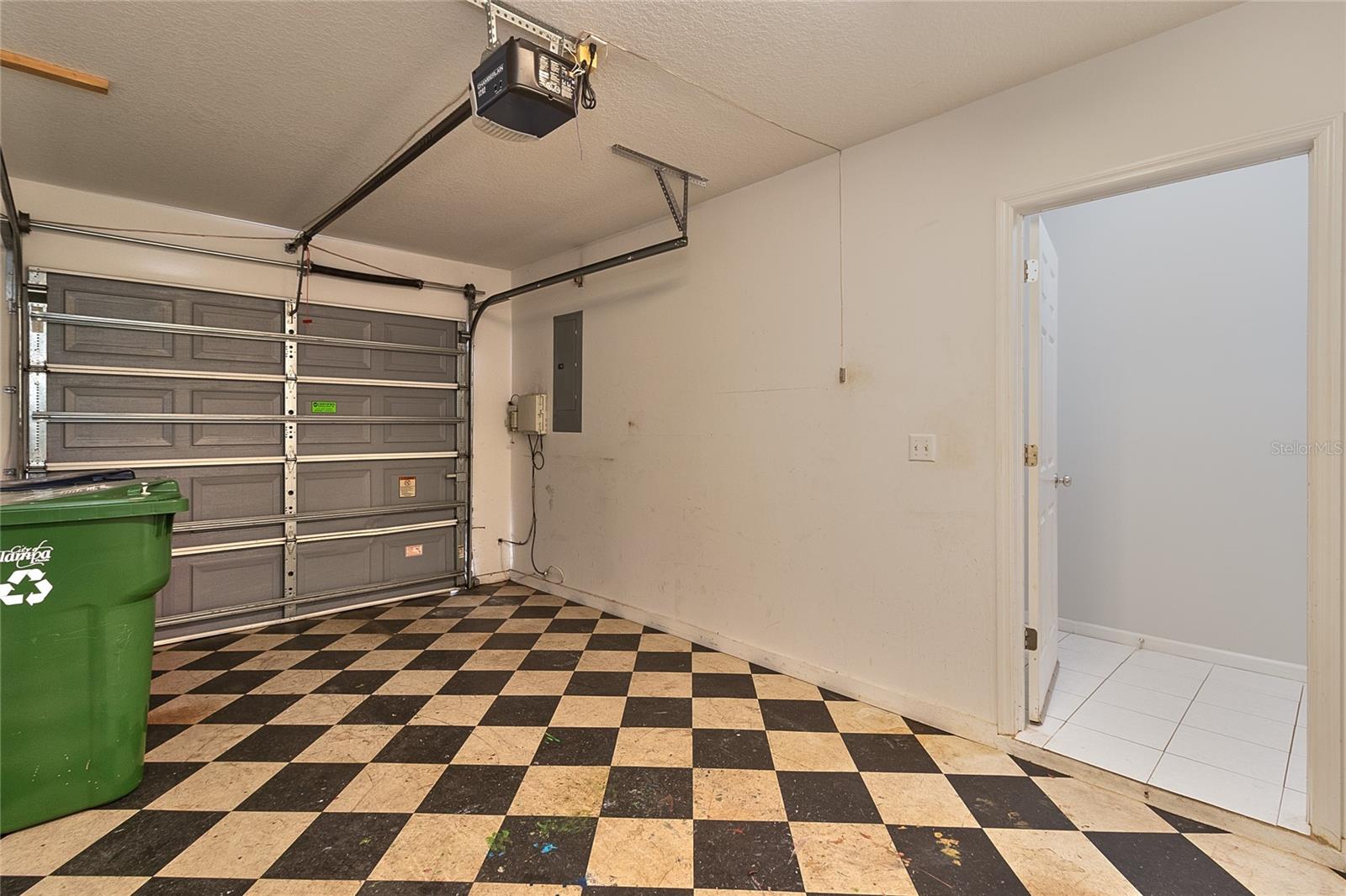 Other side of garage. Door to hallway.