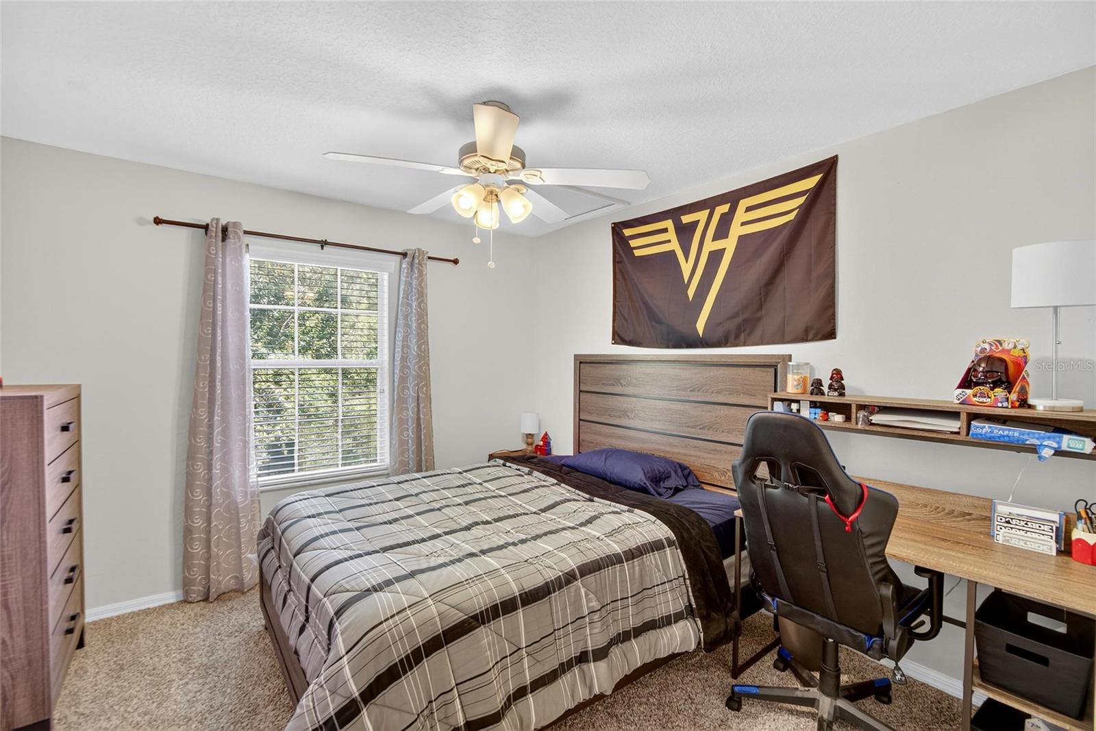 Bedroom 3 - View 1