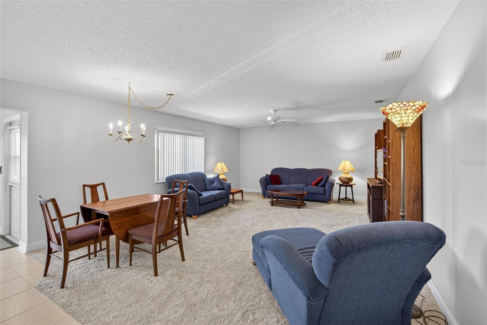 LHige Living Room