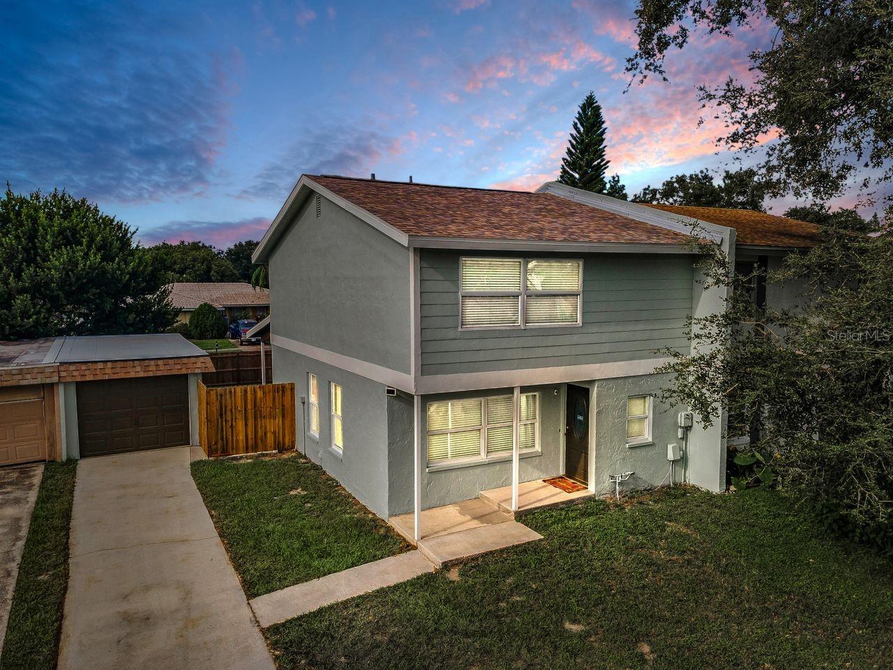 Welcome home to 1954 Los Lomas Dr