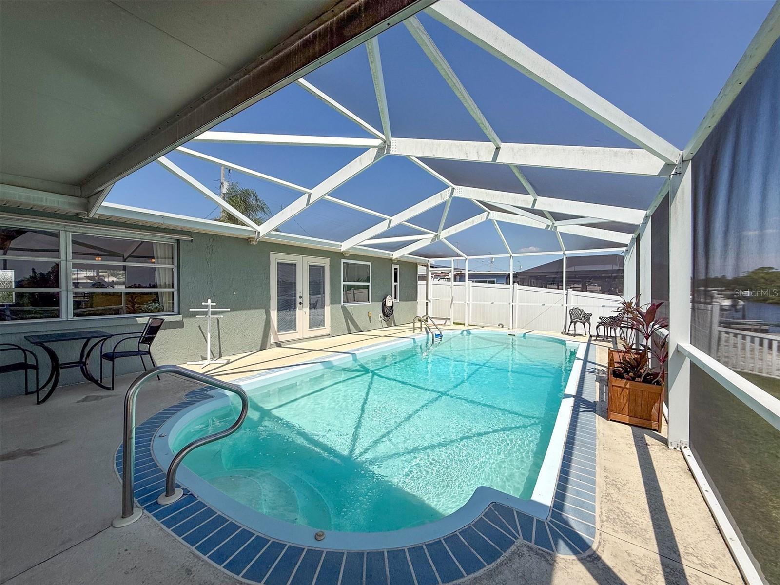 SCREENED IN SWIMMING POOL