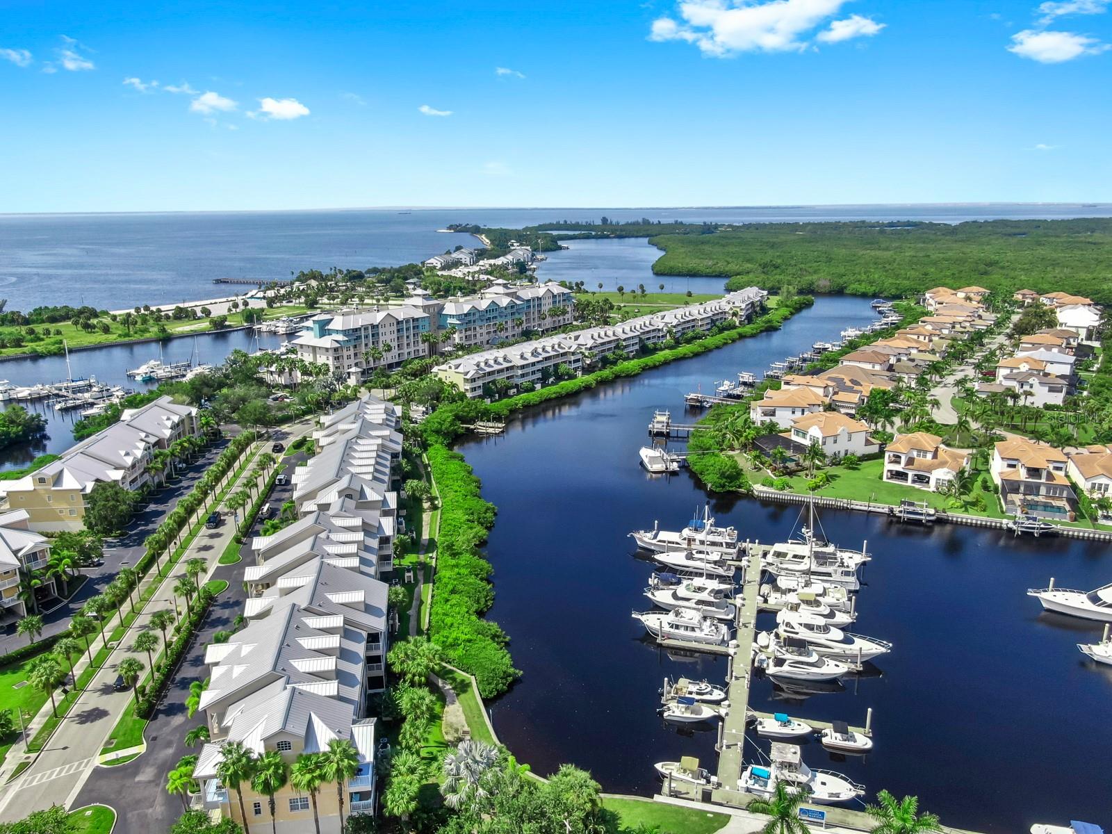 Direct access to Tampa Bay!