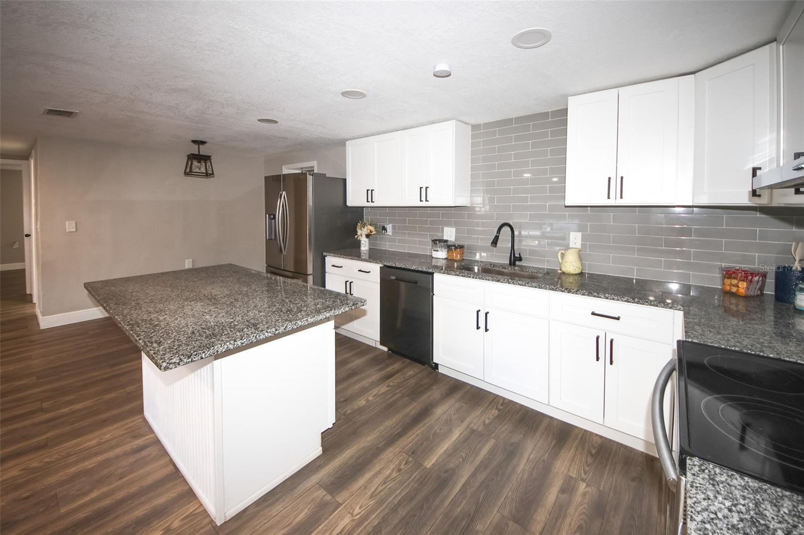 20 X 12 Kitchen