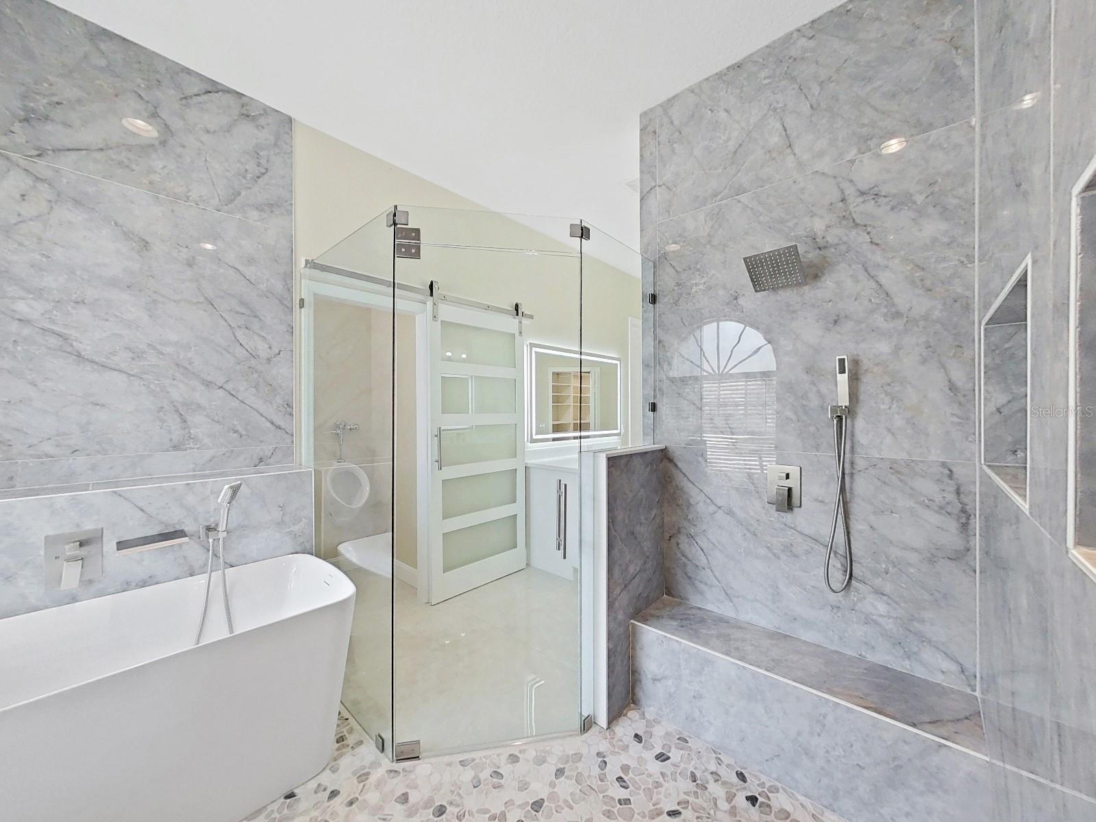 En-Suite Bath