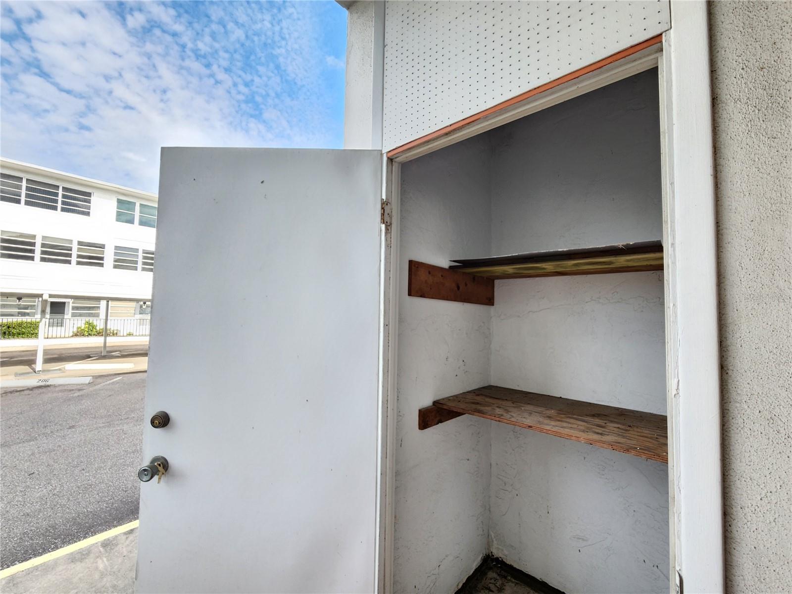 Extra storage , comes with the unit