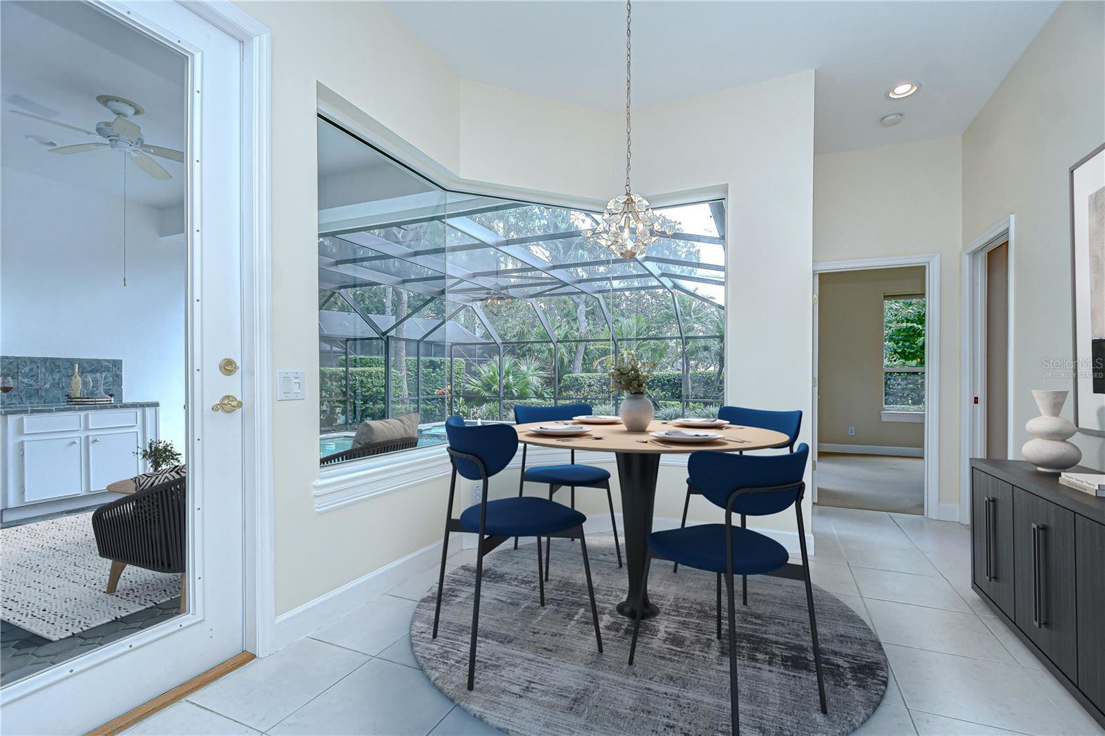 Virtually Staged - Casual Eating Area