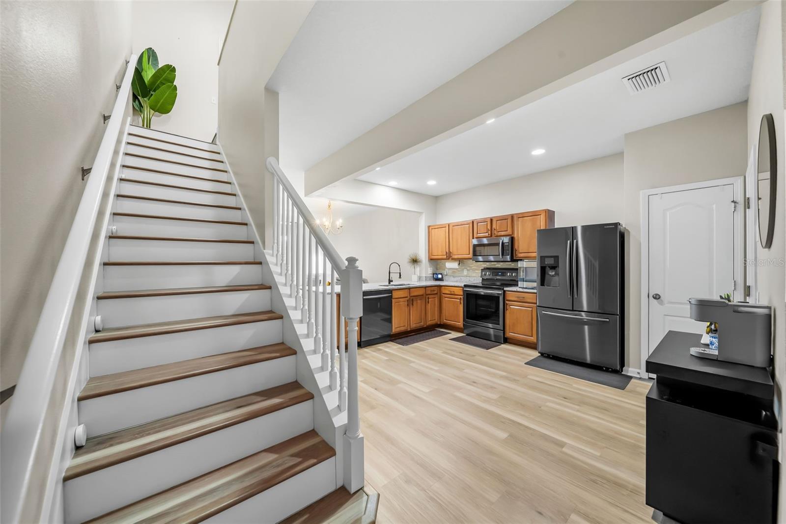 Foyer/Entry