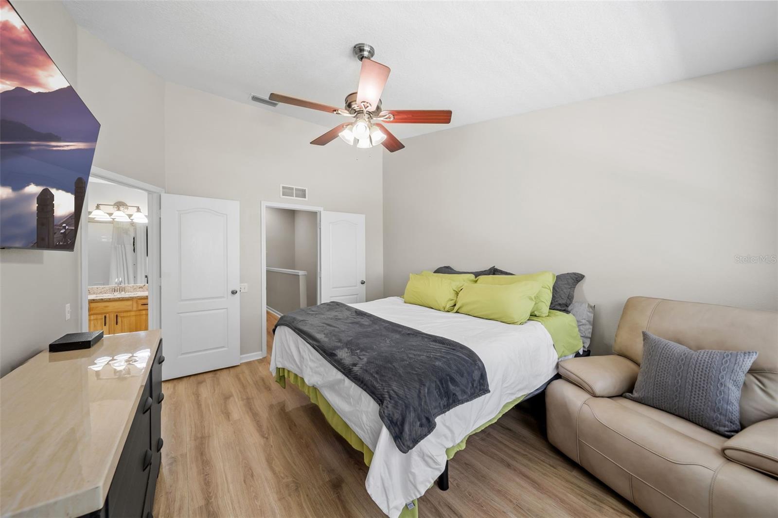 primary suite
