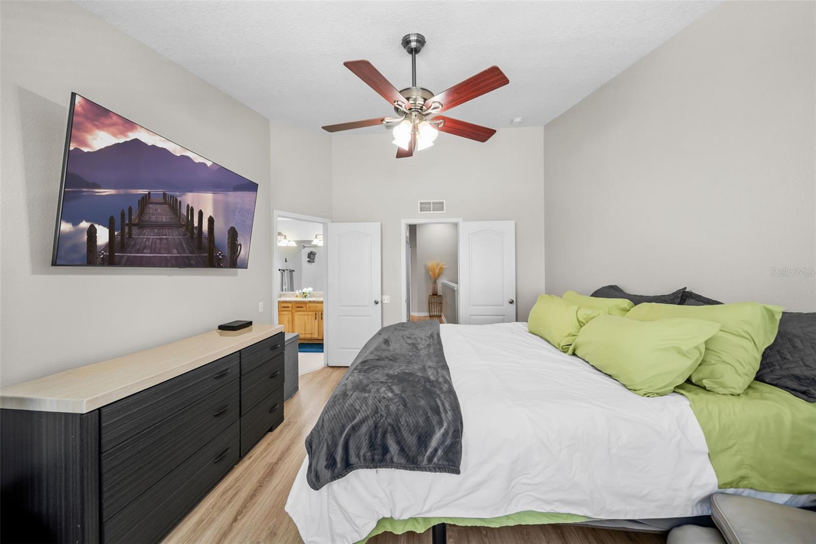 primary suite