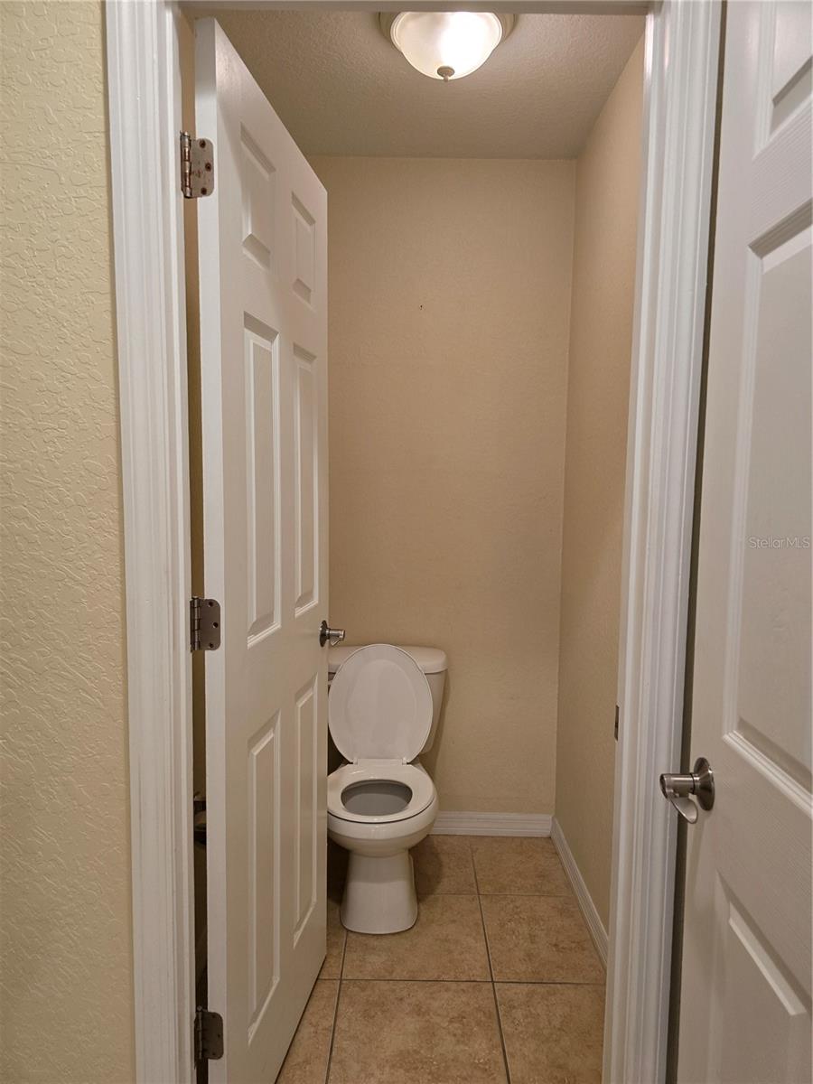 2nd bath private toilet