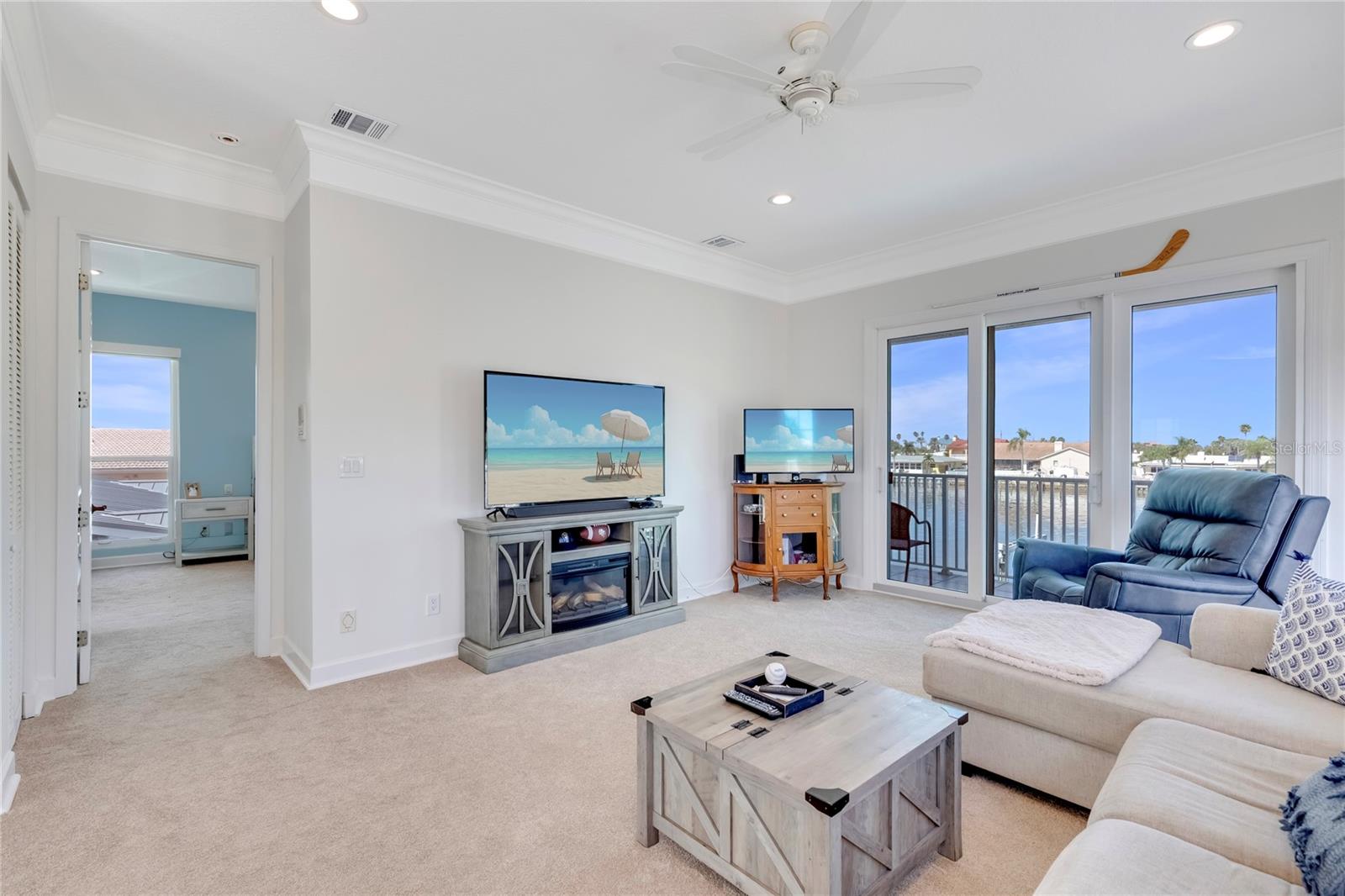 Upstair Family Room
