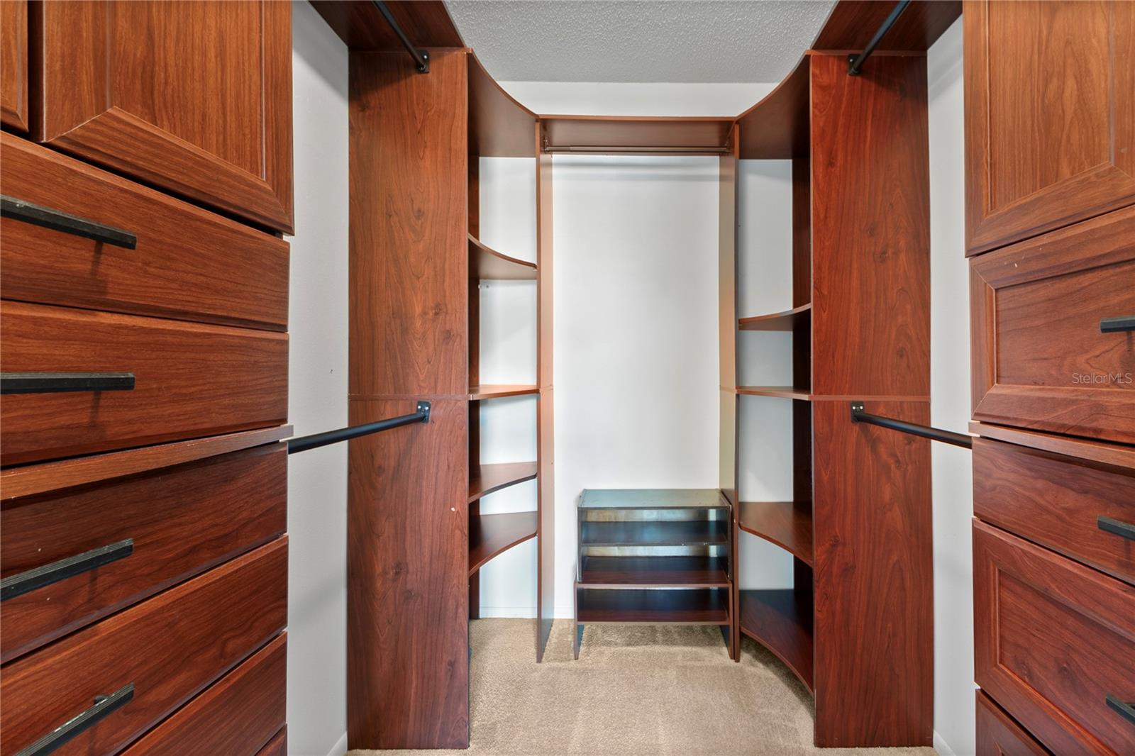 Walk-in closet