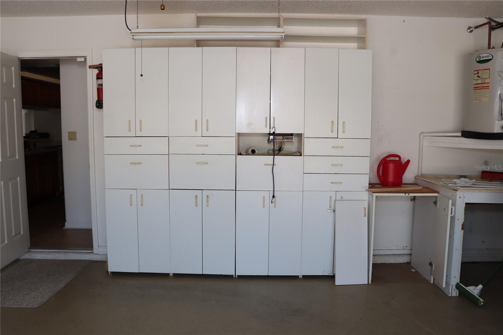 garage cabinets