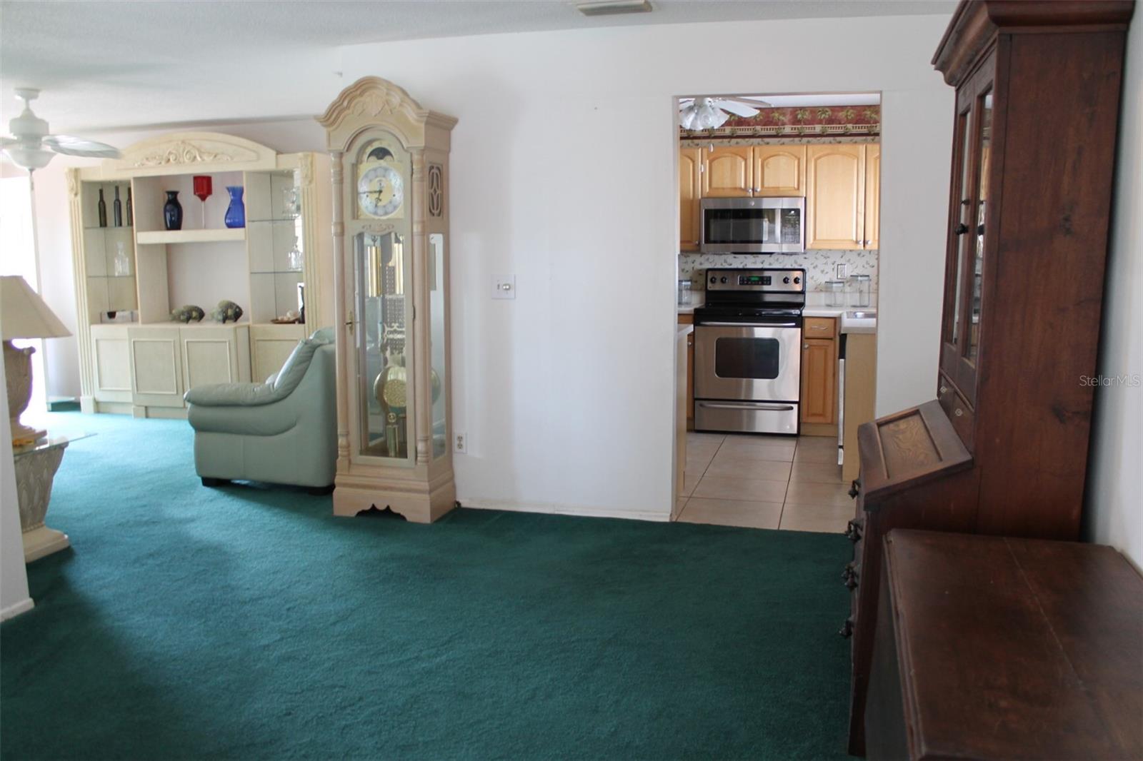 Family Rm / Dining Area