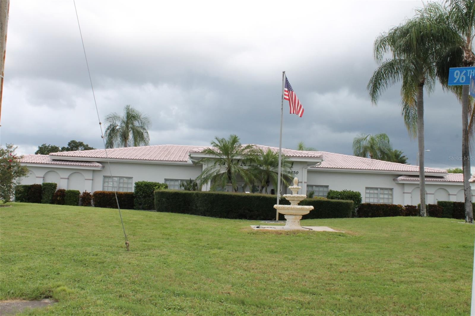 Mainlands Unit 1 Clubhouse