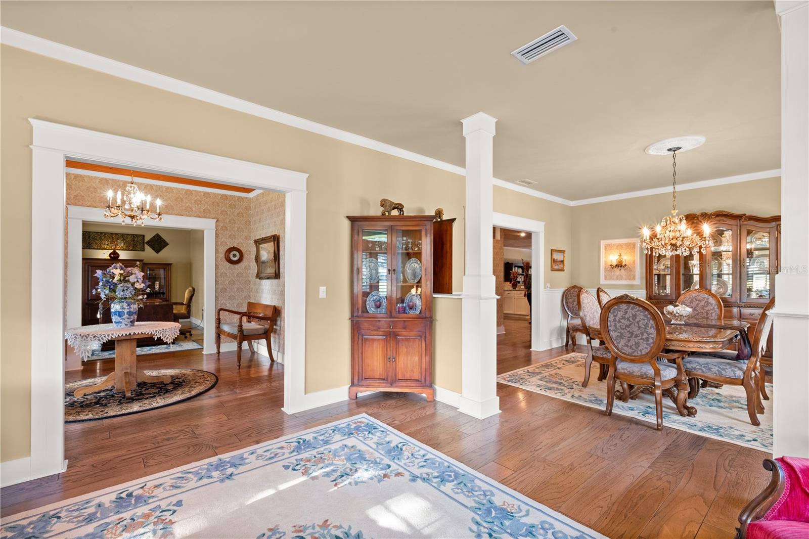 formal sitting room