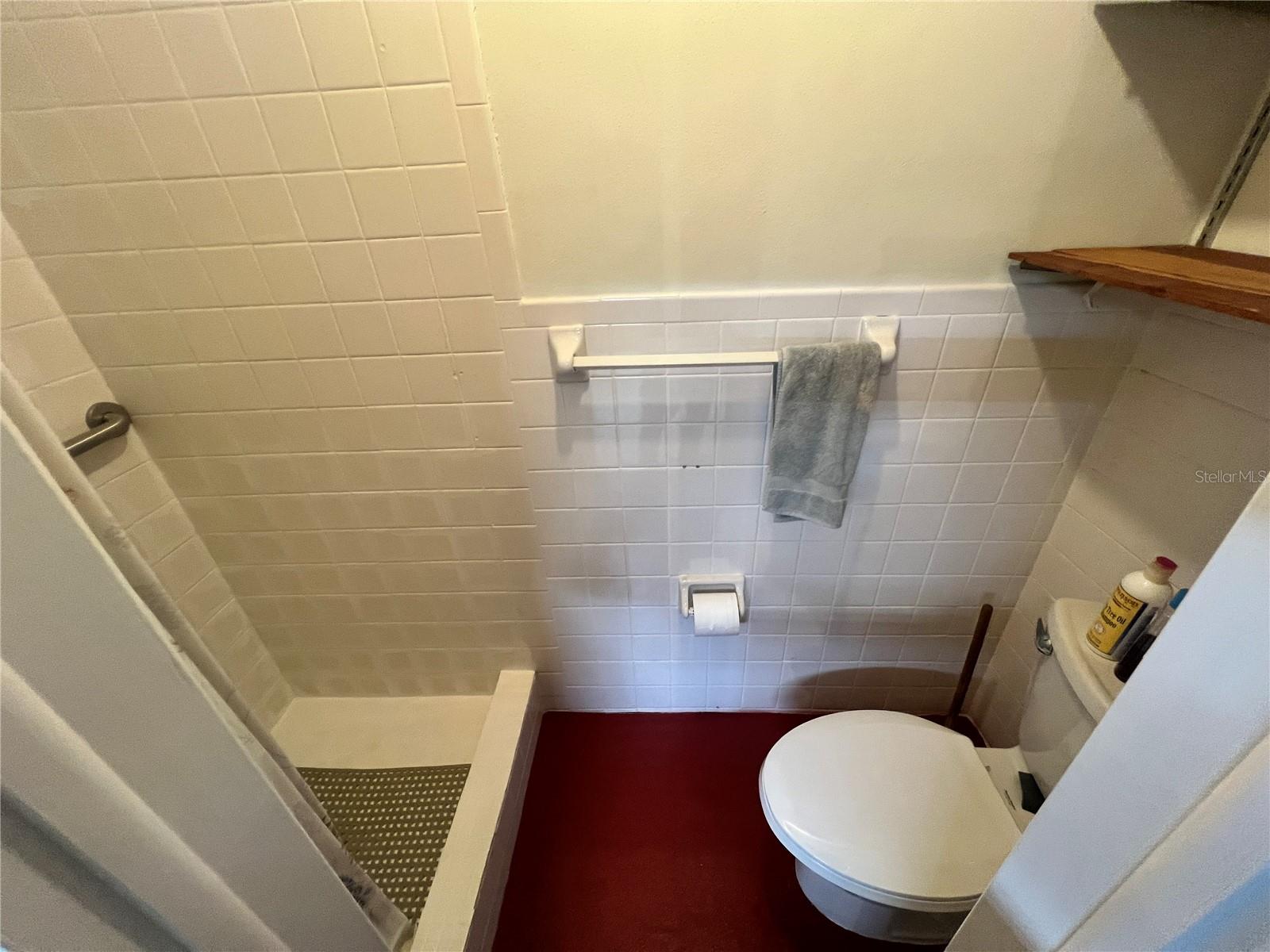 2 piece half garage bath