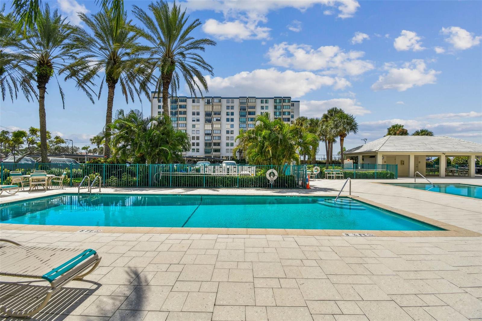 Main pool climate controlled