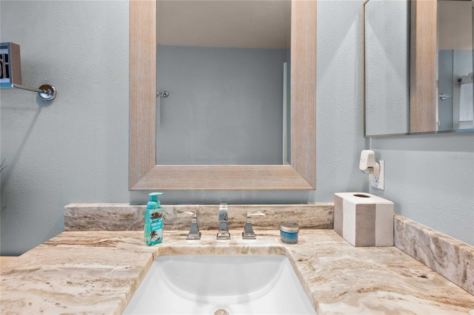 main bath upstairs