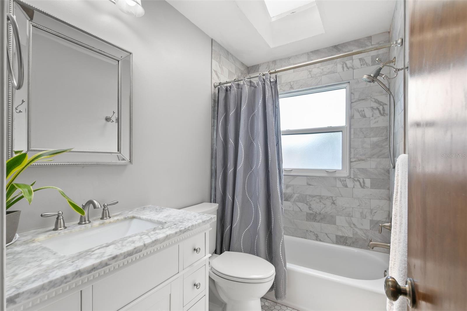 second bathroom (upstairs)