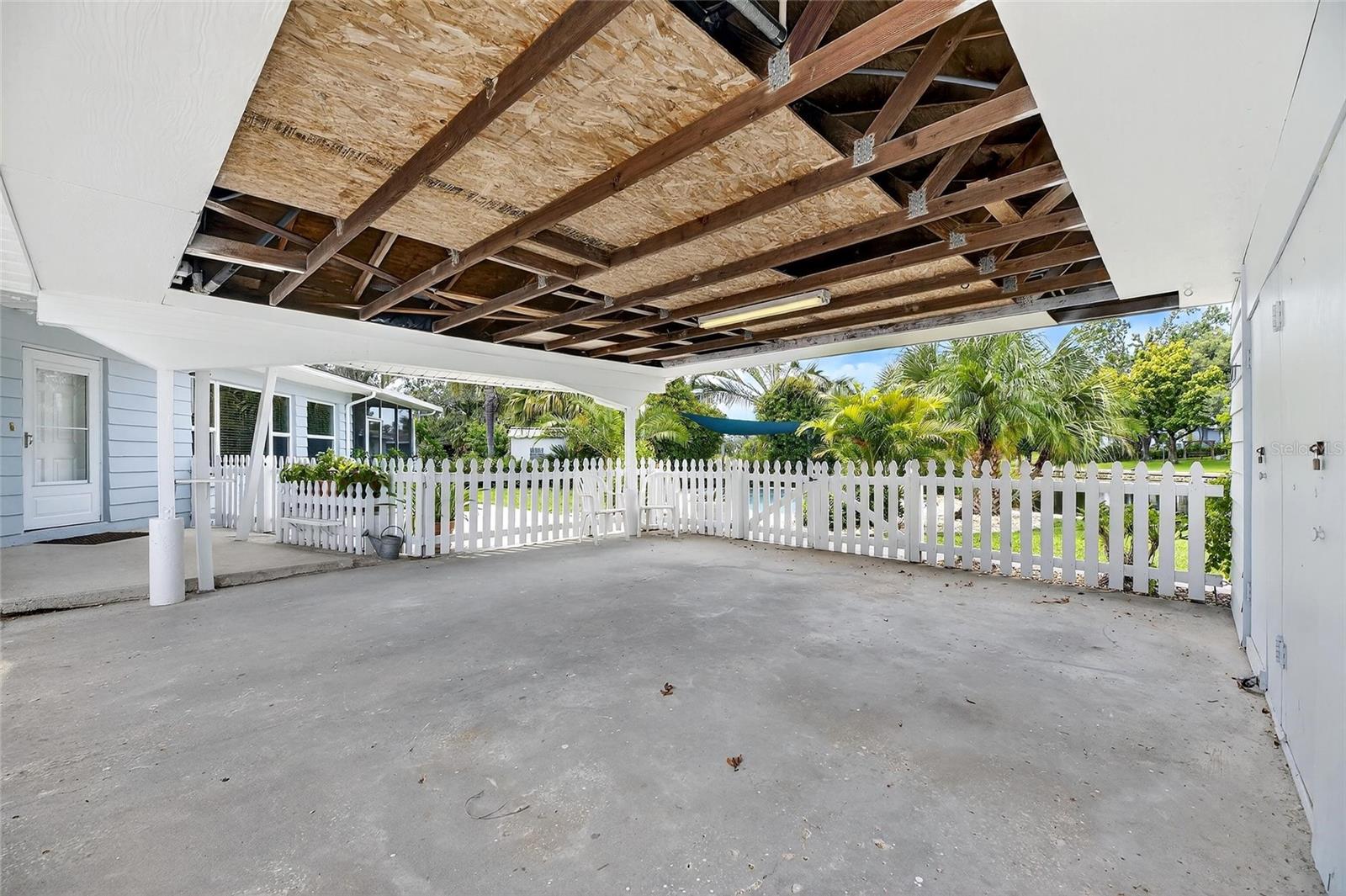 Carport