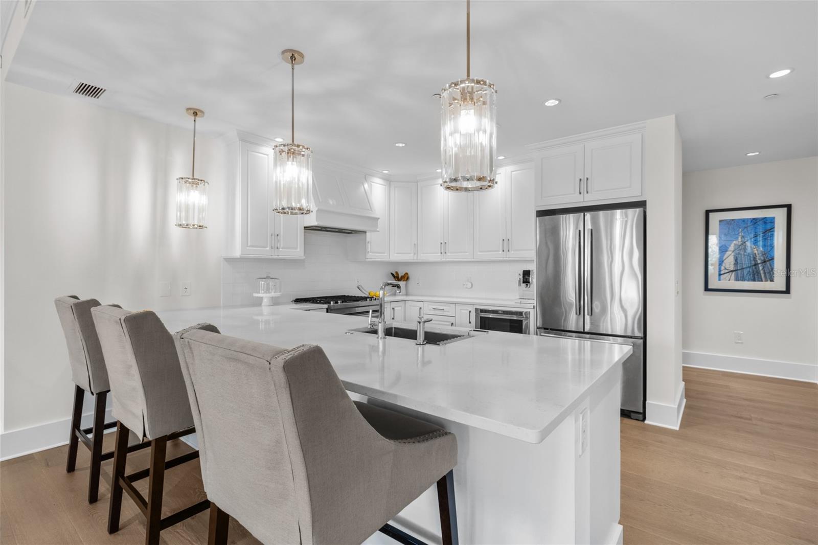 Deluxe Chef's Kitchen