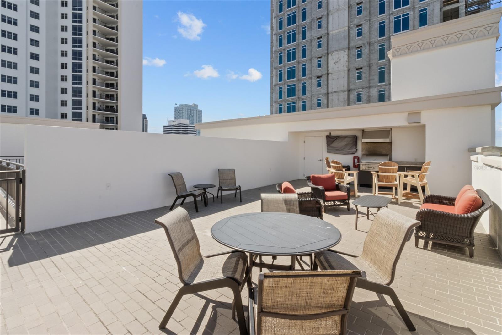 Roof Top Entertainment Deck