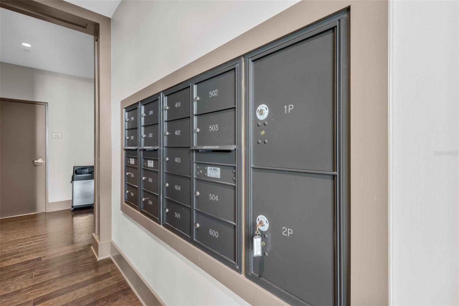 Mail / Delivery Room