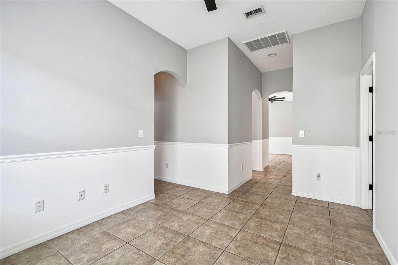 bonus room/flex space+ hallway to bed/bath