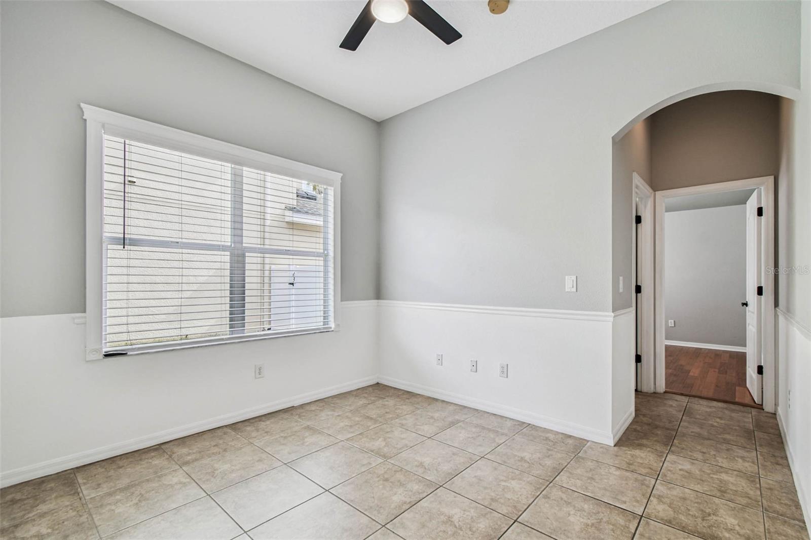 bonus room/flex space+ hallway to bed/bath