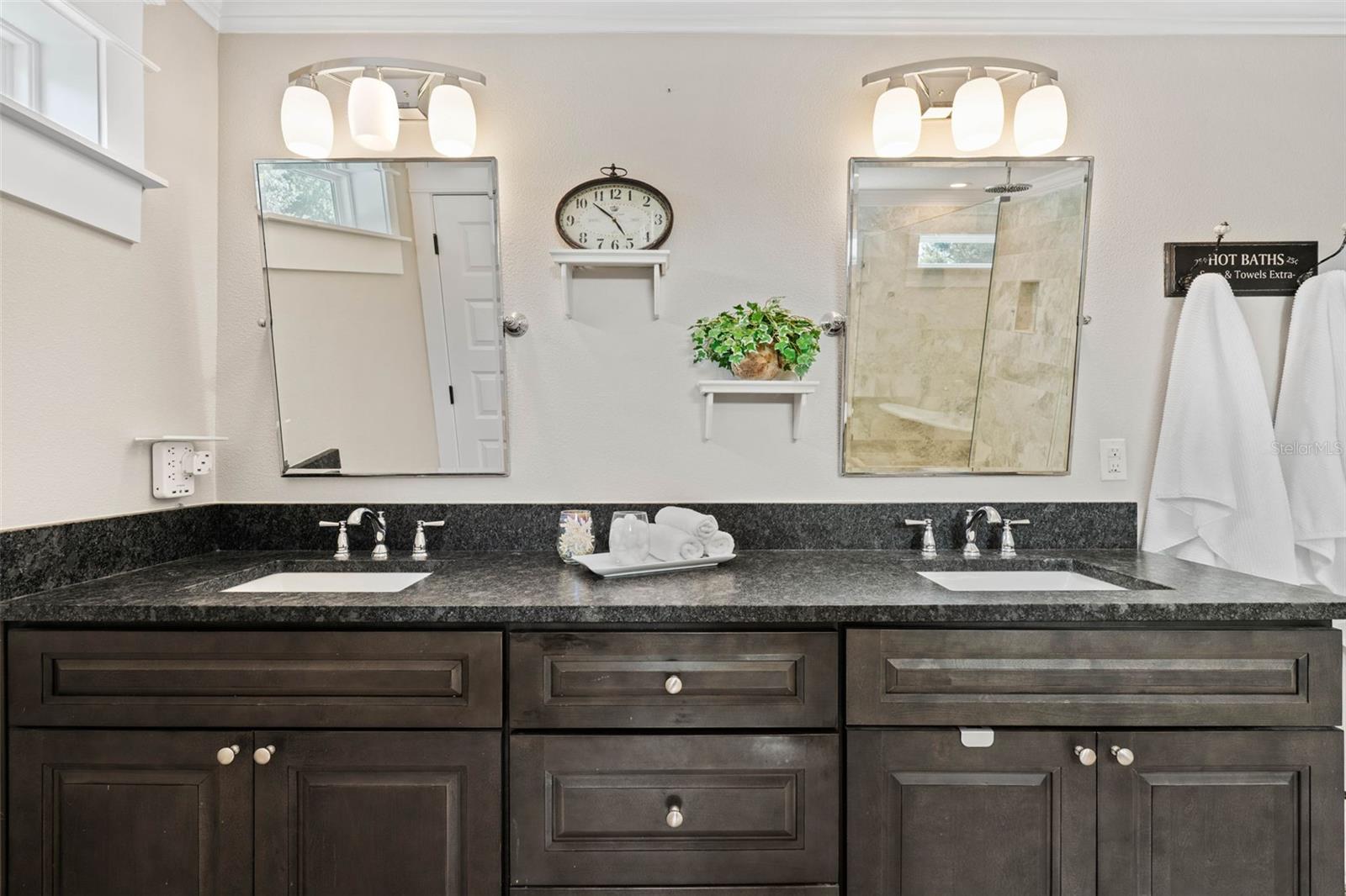 Large Vanity Area