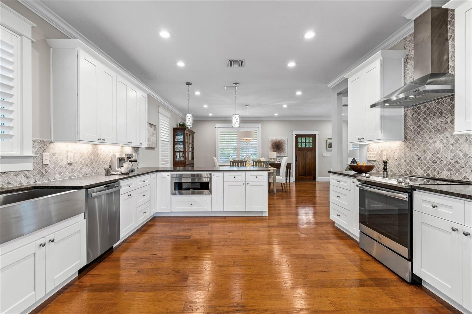 Large Kitchen Area with space for an Island