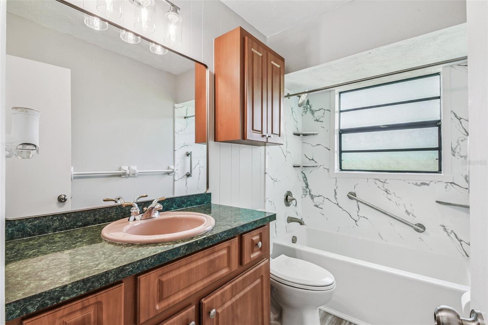 Hall Bath with Tub